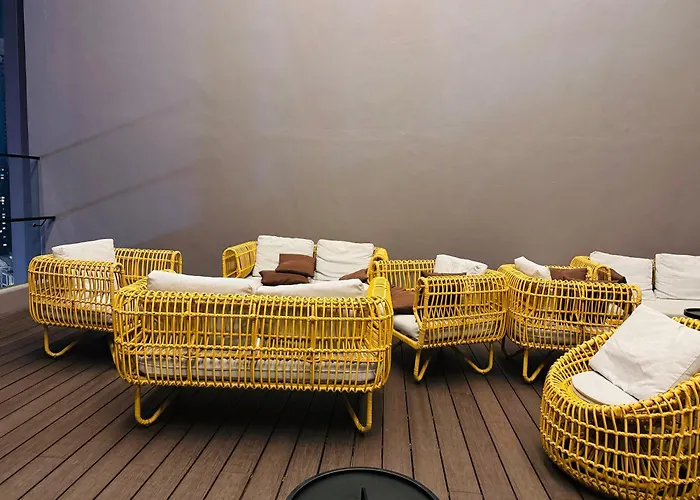Axon Residence By Leo Homestay
